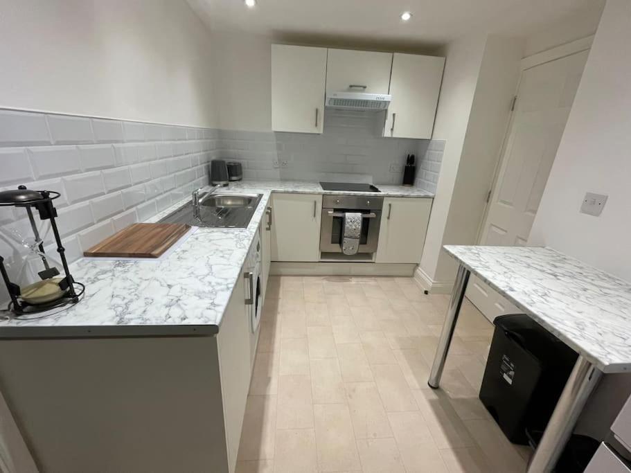 Lovely 1 Bedroom Apartment - Maida Vale ลอนดอน ภายนอก รูปภาพ